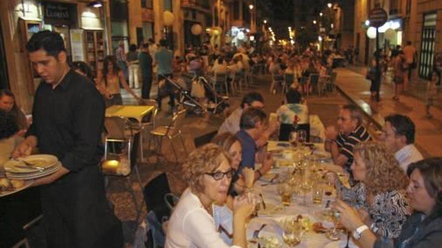 Las terrazas de la calle San Lorenzo ya estuvieron activas en la Nit Oberta