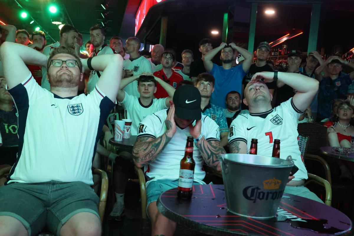 Argentina celebra el pase a la final en Alicante e Inglaterra llora en Benidorm: las dos caras de la moneda