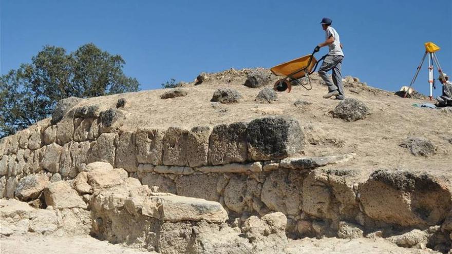 Las excavaciones en el Cerro de la Merced confirman su datación