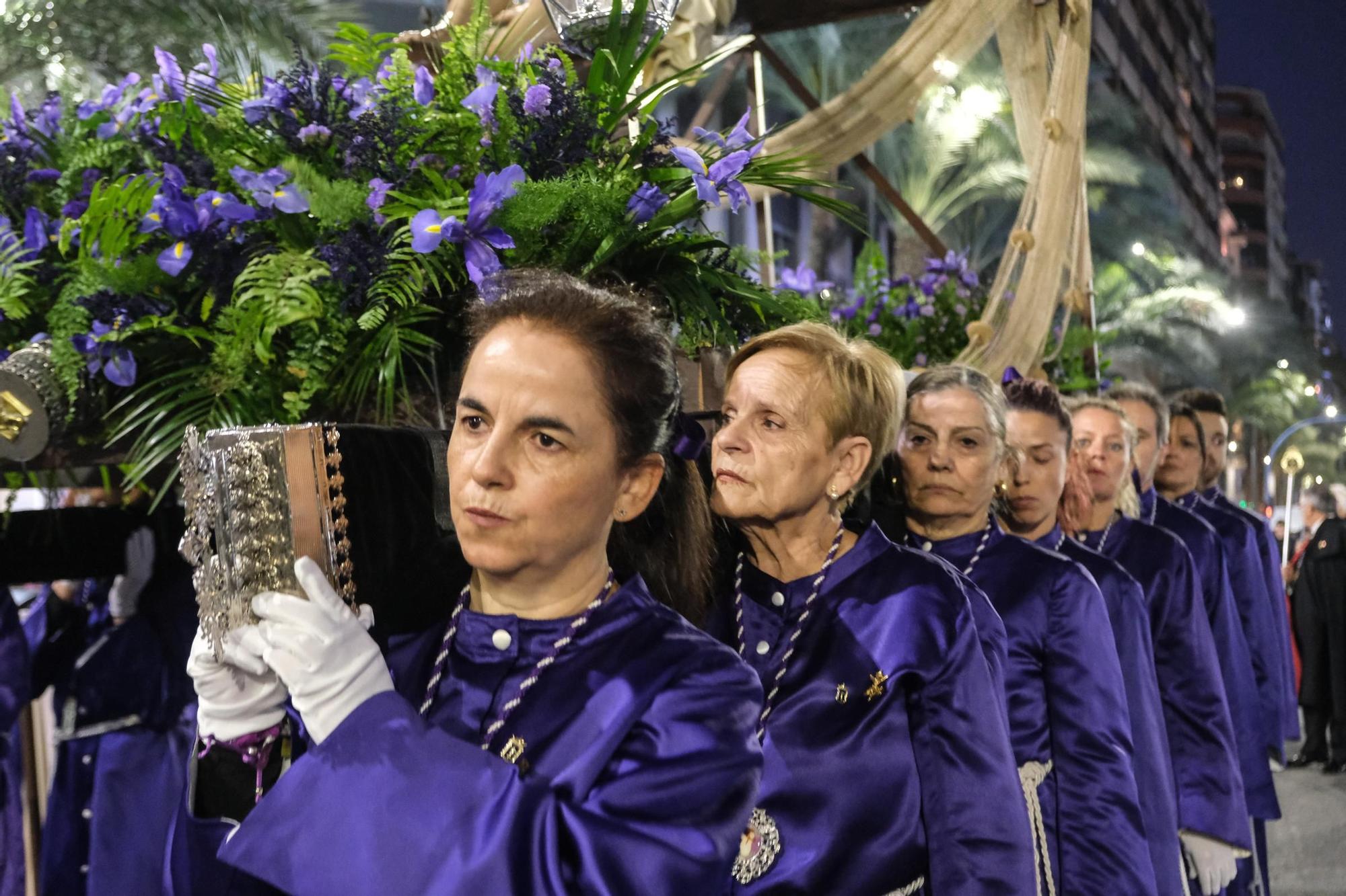 Así han sido las procesiones de la tarde de Domingo de Ramos en Alicante