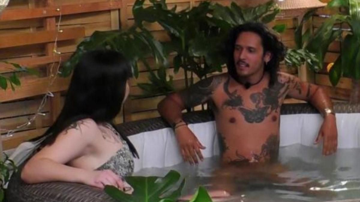 Desnudo integral en 'First dates'