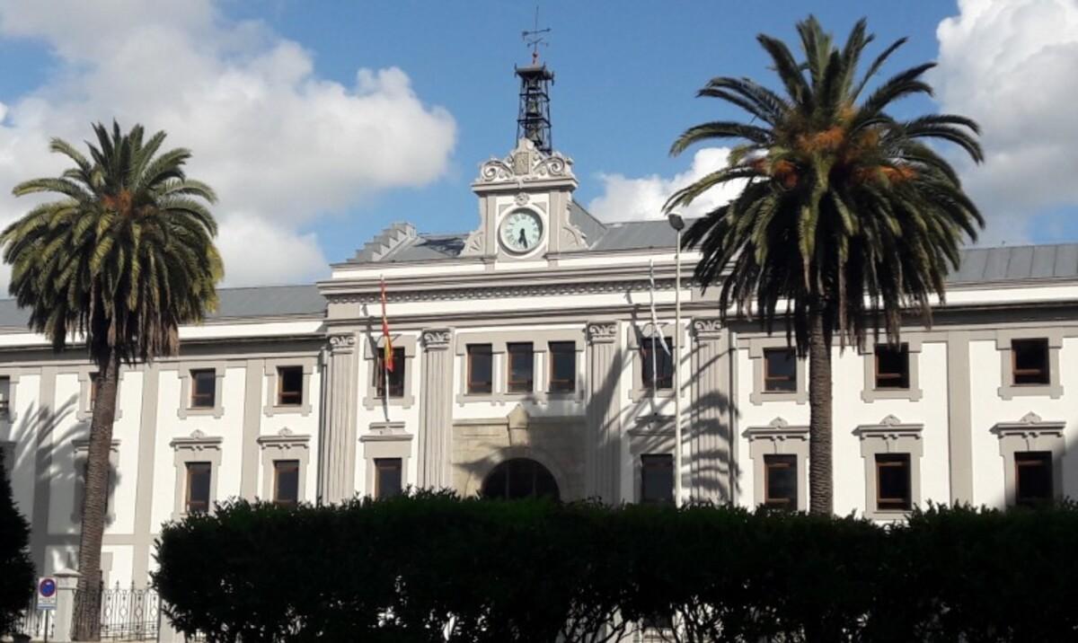 La sede de la Audiencia coruñesa en la praza da Palloza