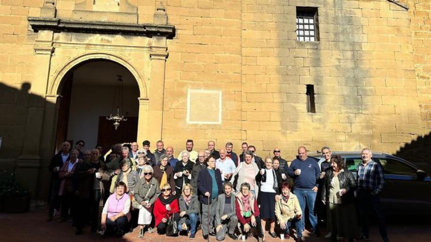 Vecinos de Biscarrués se reuniero por San Martín. | AYUNTAMIENTO DE BISCARRUÉS