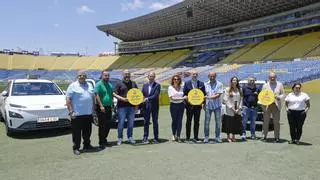 Los precios de los abonos de la UD Las Palmas: de 100 a 150 euros en Curva y 170 a 220 en Sur