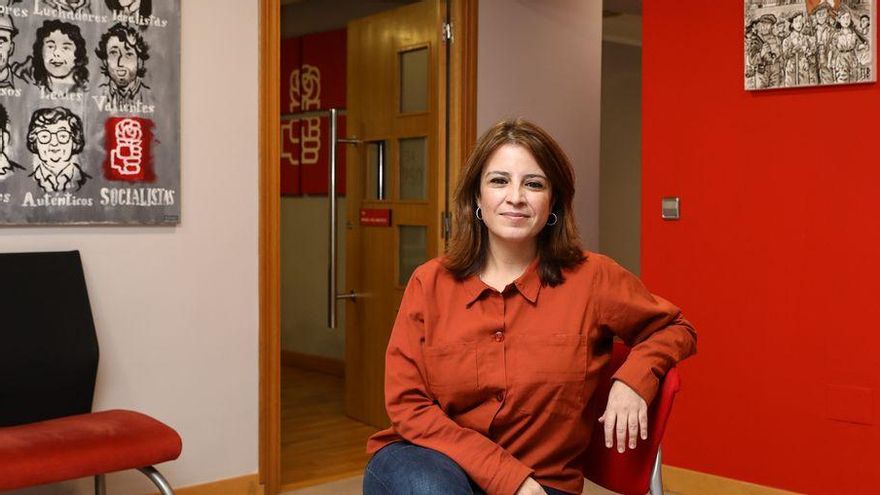 Nace el hijo de Adriana Lastra: "Feliz vida, Alejandro"