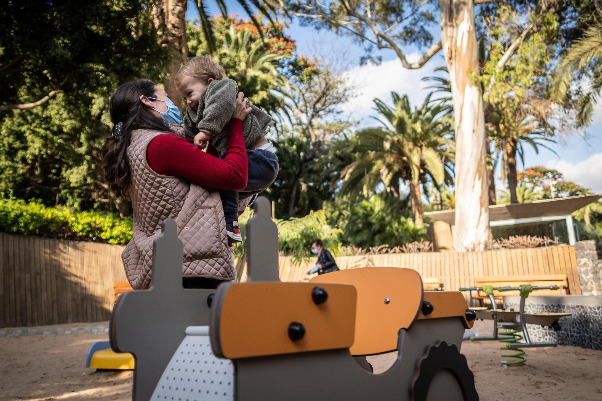 Apertura de los parques infantiles tras suavizarse las restricciones por la pandemia de la Covid-19