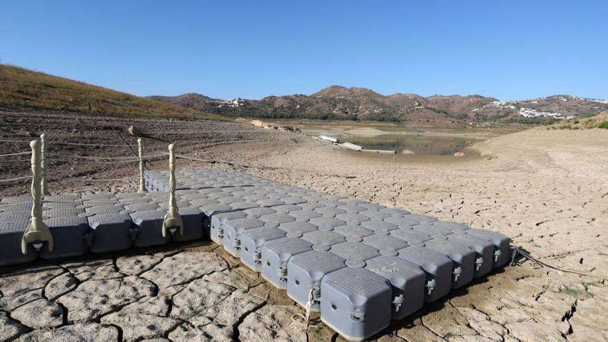 El pantano de La Viñuela tiene actualmente 12,30 hm3 de agua, un 7,27% de su capacidad.