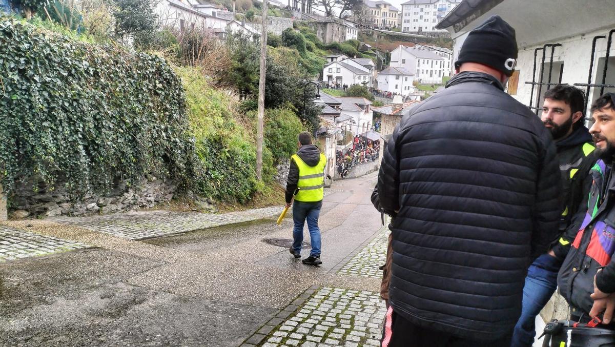 En imágenes: encuentro de autos locos en Luarca