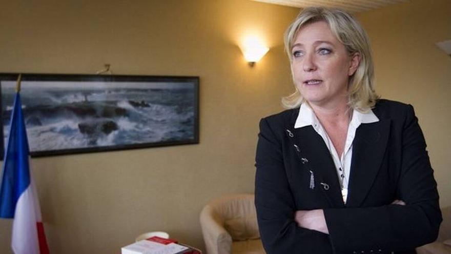 Un sondeo sitúa al partido ultra francés Frente Nacional como el más votado en las europeas