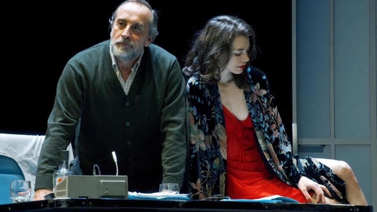 Gonzalo de Castro y Isabelle Stoffel, en una de las escenas de 'Invernadero'.