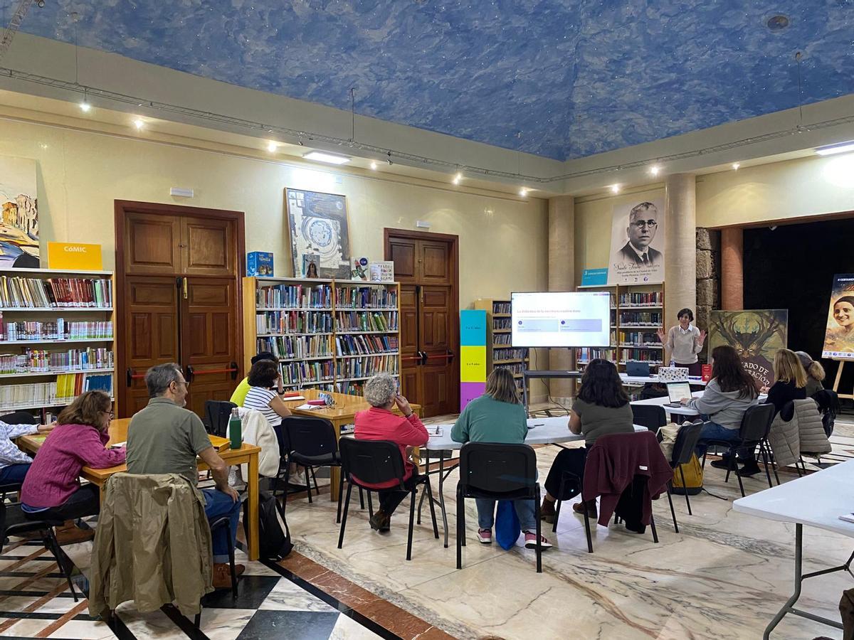Éxito en el taller de escritura creativa para docentes 'Formadores de Imaginación'