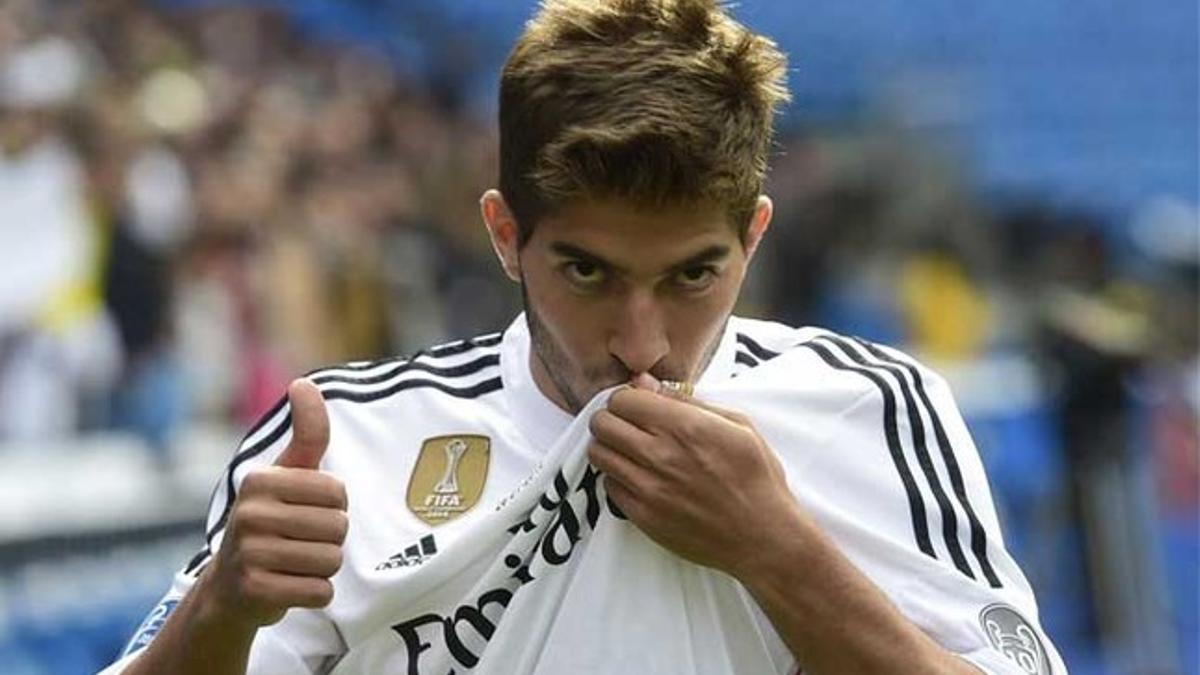 Lucas Silva, en su presentación con el Real Madrid