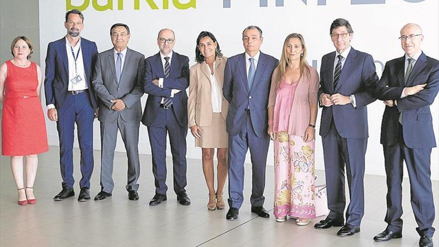 Goirigolzarri apuesta por Bankia como un referente en la Comunitat