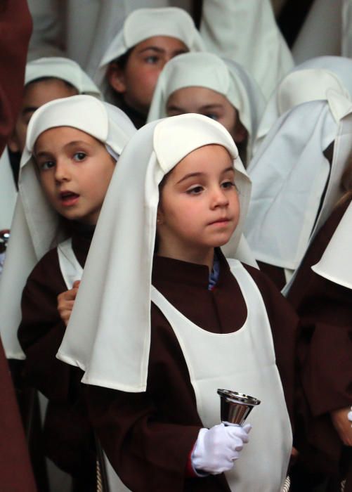 Traslados y procesiones del Viernes de Dolores