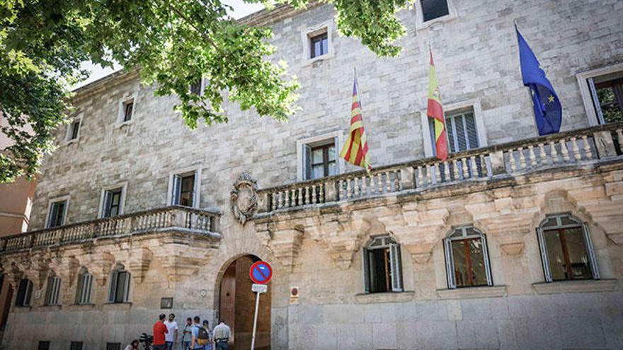 La Audiencia obliga a una mujer a devolver un piso a su suegra enferma de Alzheimer