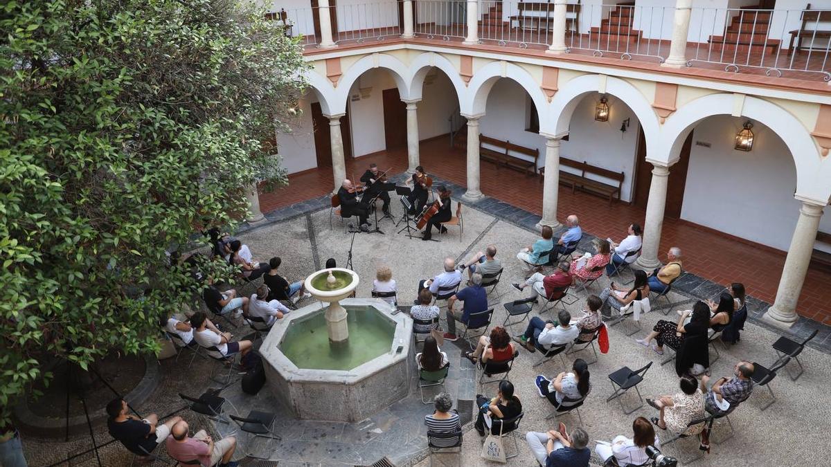 Concierto de Cuarteto de cuerdas de la Orquesta Ciudad de Almería, ayer, en la Fundación Gala.