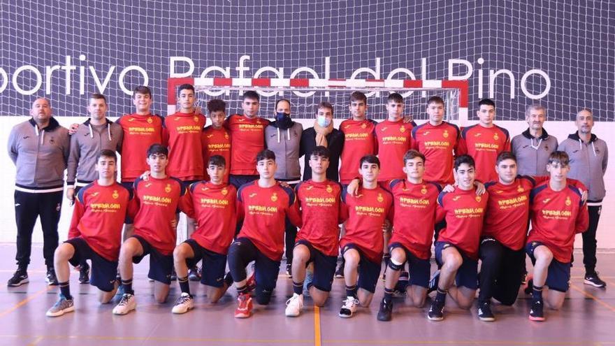 Componentes de la selección española promesa de balonmano.