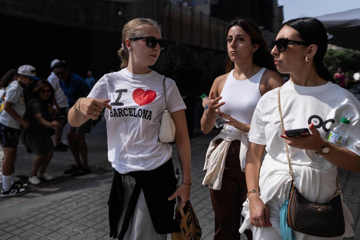 La calle Provença junto a la Sagrada Familia, zona cero de conflictos por la masificación turística