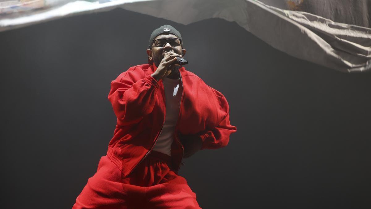 El estadounidense Kendrick Lamar durante su actuación este viernes en el Festival Primavera Sound Madrid que se celebra este fin de semana en la Ciudad del Rock de Arganda del Rey.
