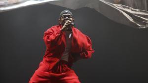 El estadounidense Kendrick Lamar durante su actuación este viernes en el Festival Primavera Sound Madrid que se celebra este fin de semana en la Ciudad del Rock de Arganda del Rey.