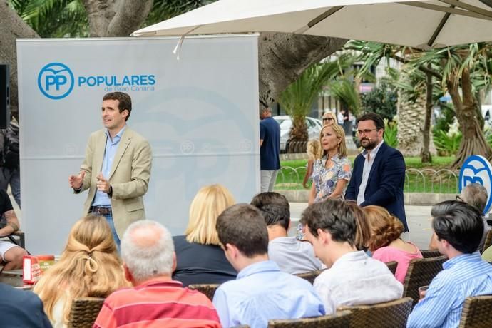 Pablo Casado (PP) hace campaña en Canarias