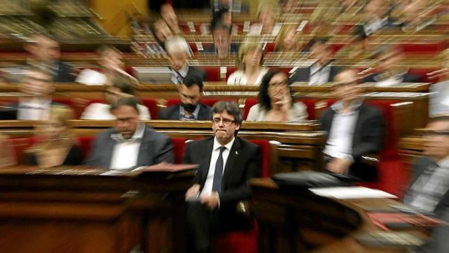 El President de la Generalitat, Carles Puigdemont, ahir al Parlament