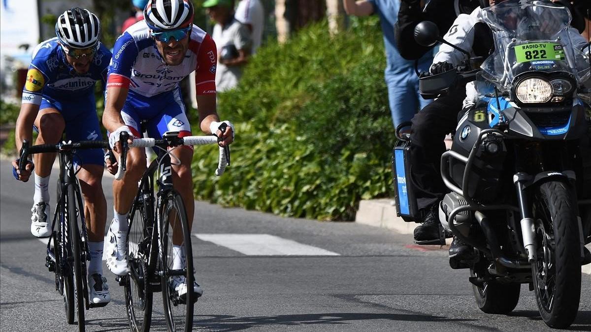 segea49054298 france s julian alaphilippe  l  and france s thibaut pinot g190713174133