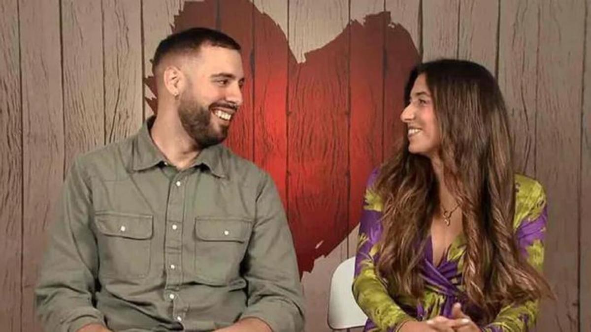 First Dates: Surrealista cita con final feliz pese al baile