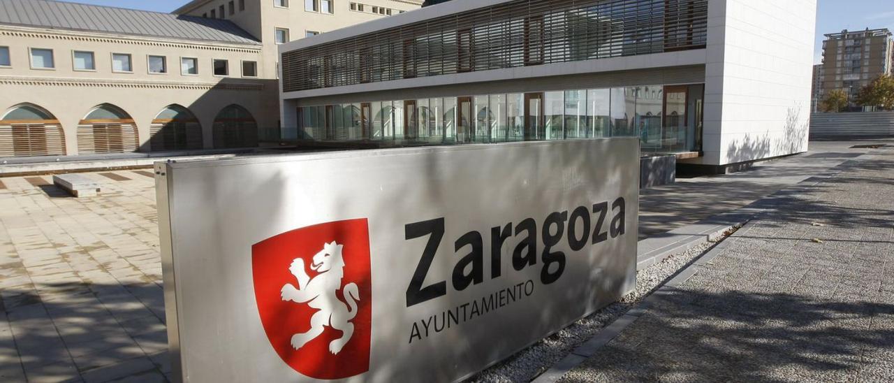 El servicio de Arquitectura del Ayuntamiento de Zaragoza se encuentra en el edificio Seminario.  | ÁNGEL DE CASTRO