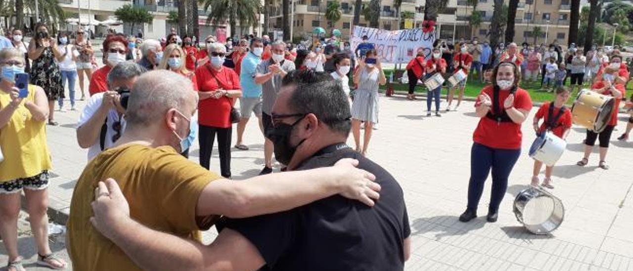 Tamborada en Alzira: La bienvenida más sonora tras la pesadilla