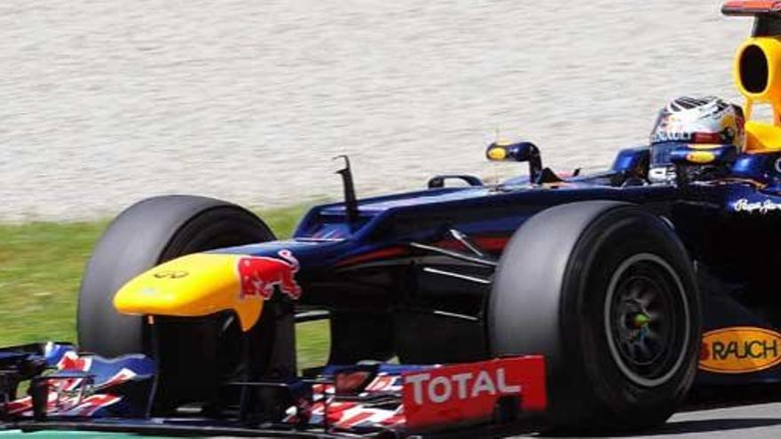 Vettel conduce su Red Bull en Mugello.