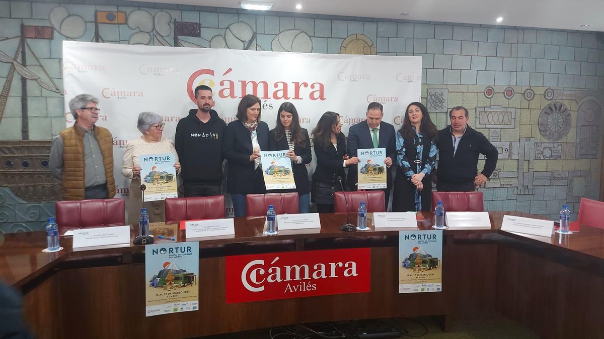 Faustino Núñez, María José Fernández, Daniel Martínez, Laura Arias, Raquel Ruiz, Mónica Blanco, José Manuel Vega, Carmen Fernández y Juan Carlos Núñez.