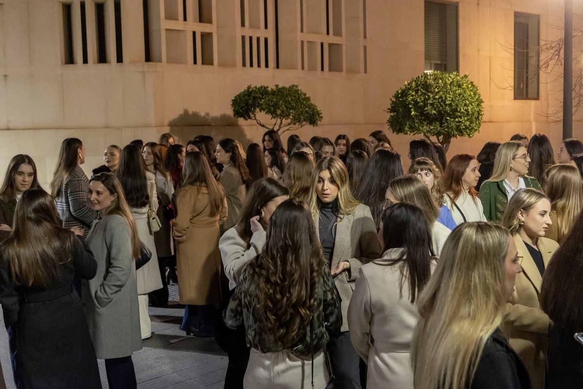 Primer encuentro entre jurado y candidatas adultas a Bellea del Foc 2026