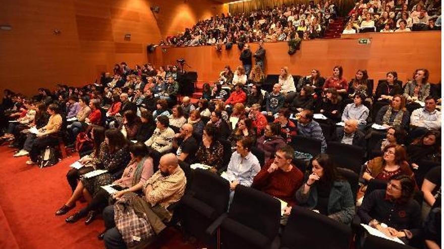 Participantes en la jornada, en el Pazo da Cultura