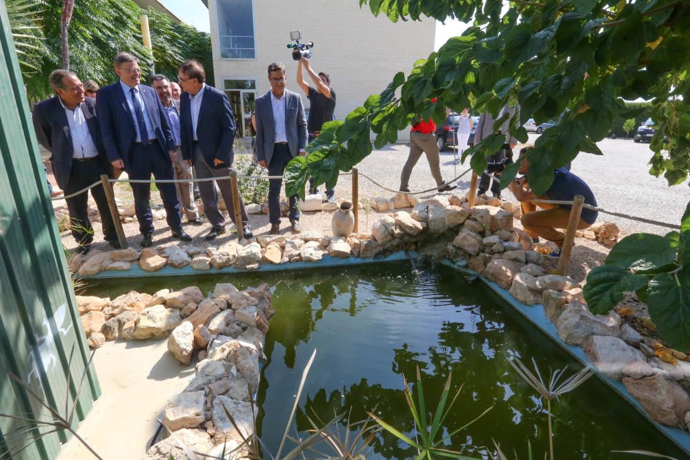 El presidente de la Generalitat Ximo Puig ha visitado los dos centros educativos de Los Montesinos