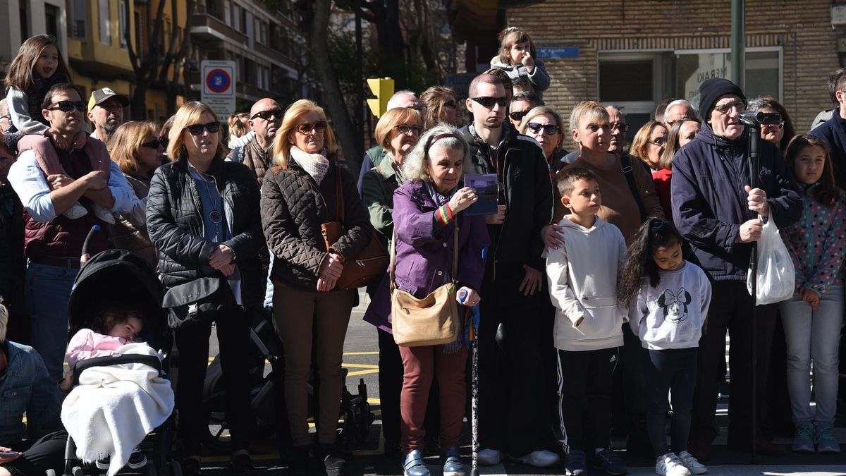 Los vecinos de Zaragoza aprovecharon en Semana Santa para disfrutar de las procesiones y de la gastronomía de la ciudad.