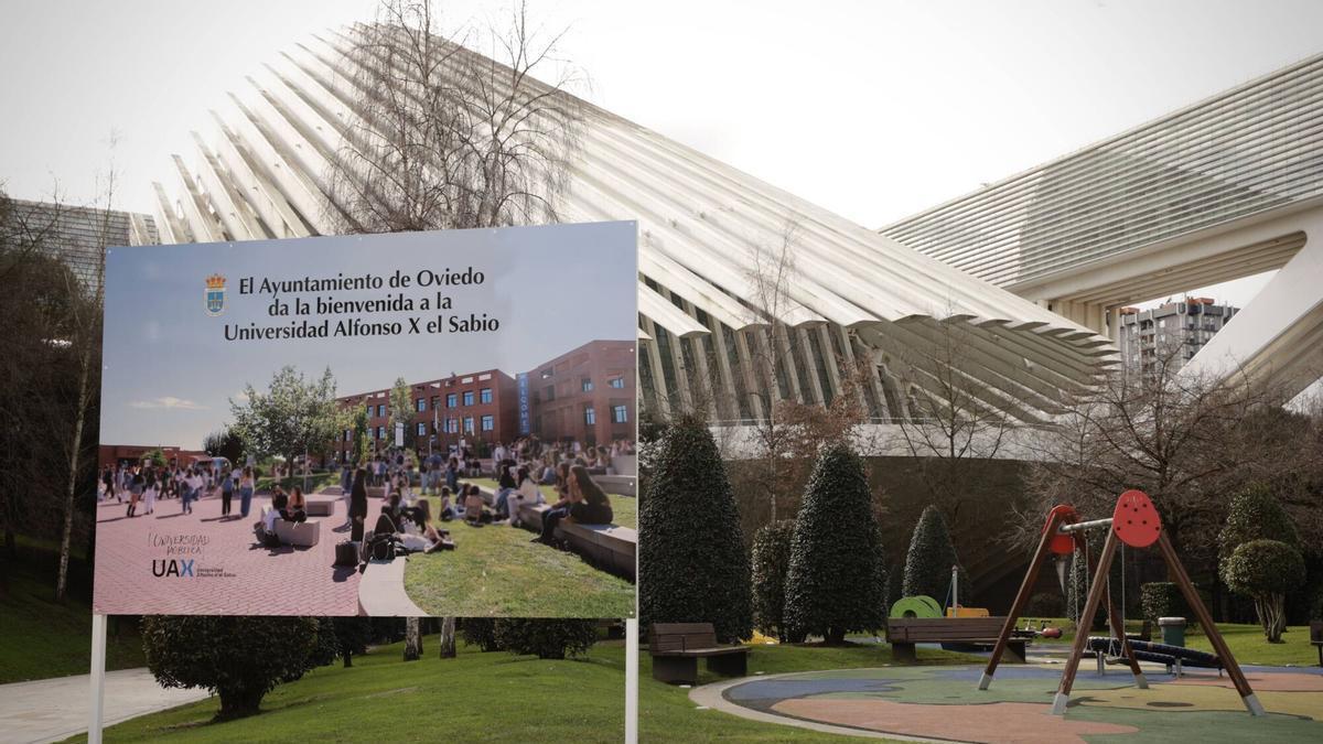 El edificio de Calatrava, en Buenavista, donde se ubicará la Universidad Alfonso X en Oviedo.