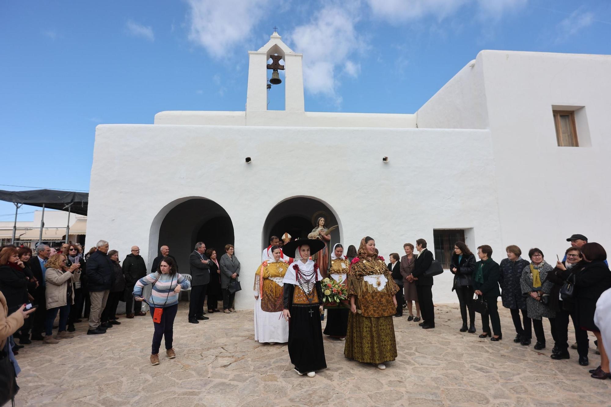 Todas las imágenes del día de Santa Inés en Ibiza