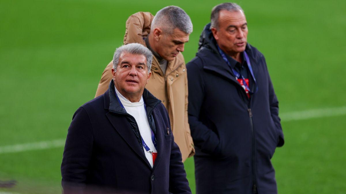 Joan Laporta, Enric Masip y Rafa Yuste, en Da Luz