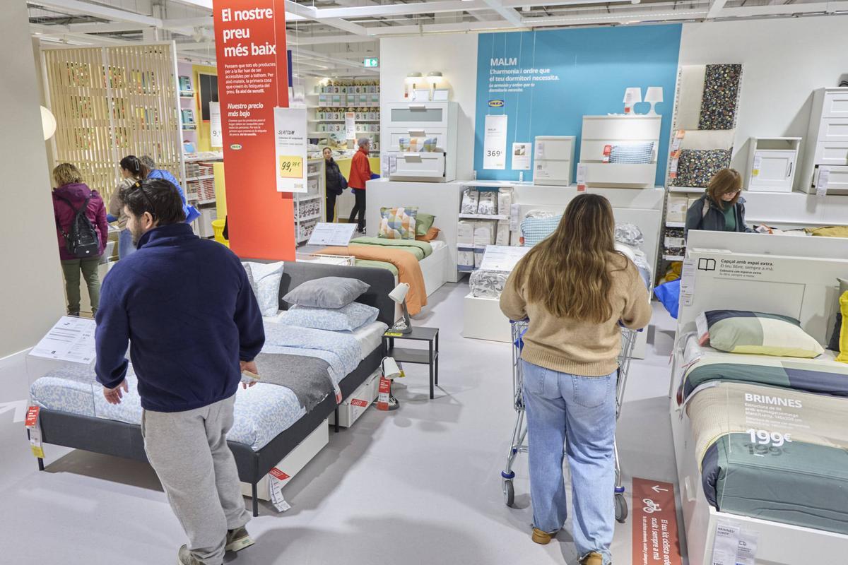 Les fotos de la inauguració de l'IKEA de Girona