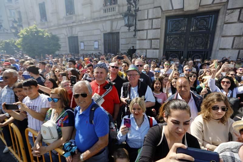 Búscate en la mascletà del 14 de marzo