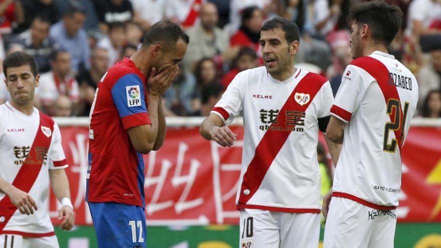 Juanfran, en el último partido ante el Rayo Vallecano