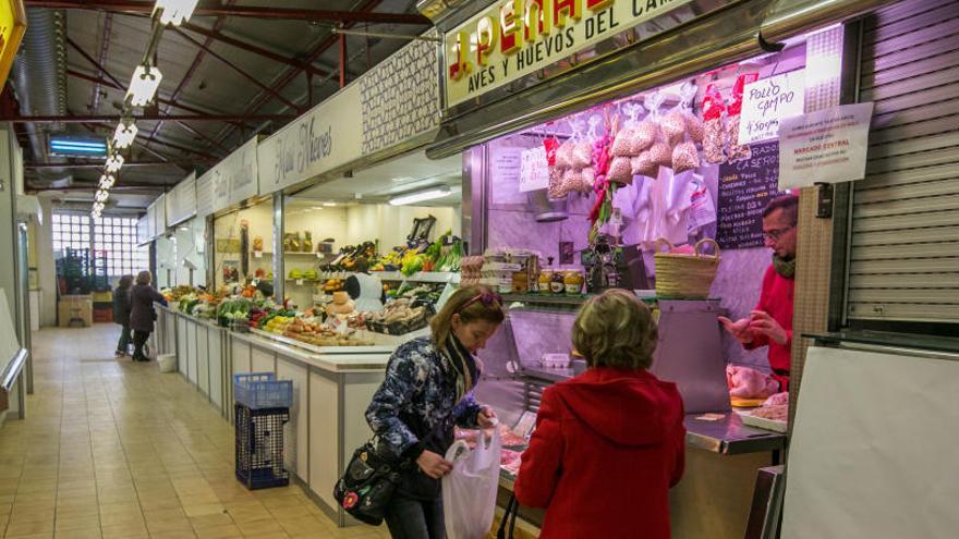 Cerrados en banda a dejar el Mercado