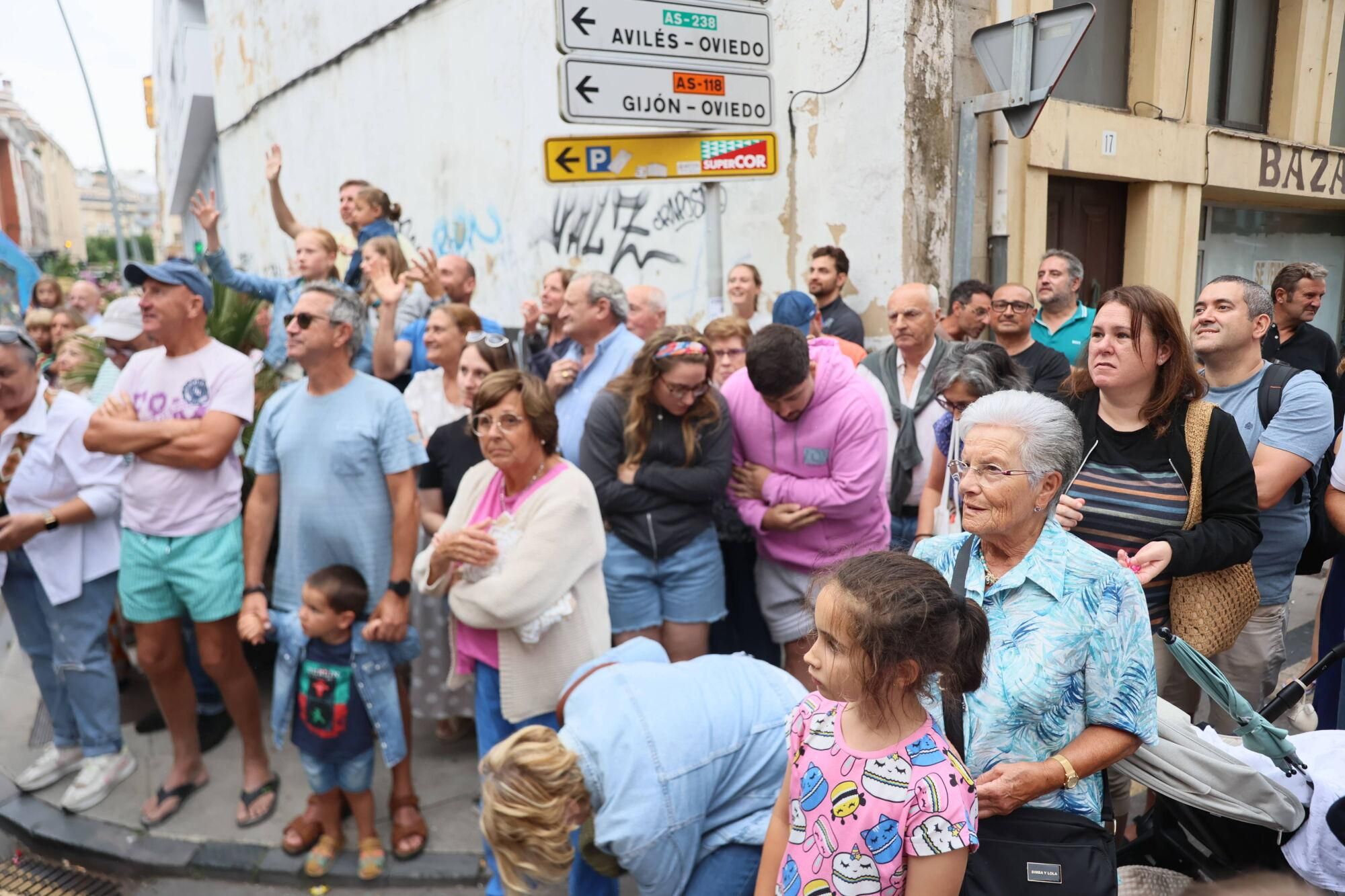 EN IMÁGENES: El desfile de carrozas por las fiestas del Carmen de Luancoi