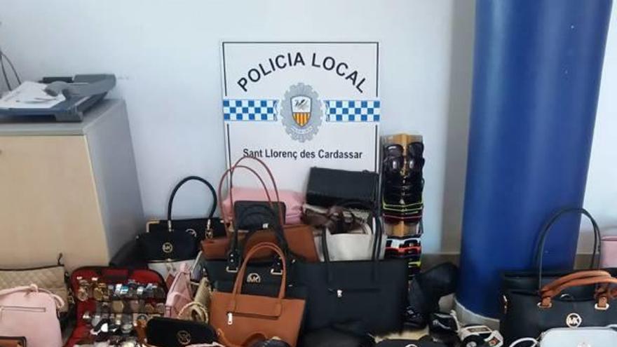Falsificaciones intervenidas por la Policía Local de Sant Llorenç.