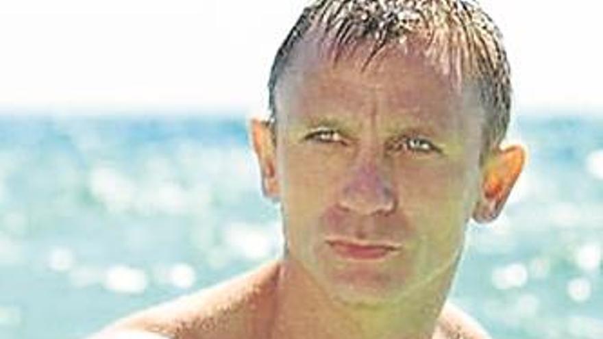 Daniel Craig luce ‘cuerpazo Bond’