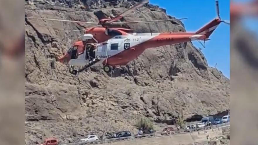 Herido tras precipitarse por un desnivel junto a la carretera de Los Cuchillos, en Gran Canaria