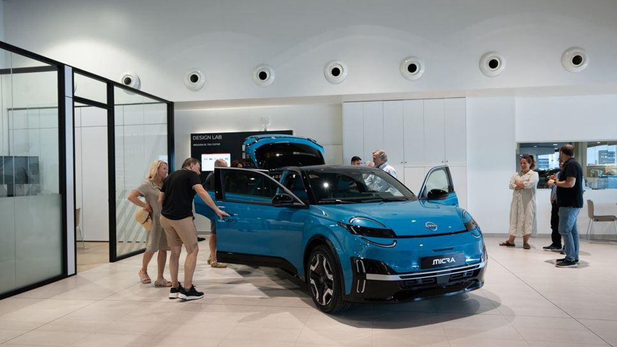 Un moment de la presentació del nou Nissan Micra, que ara és 100% elèctric.
