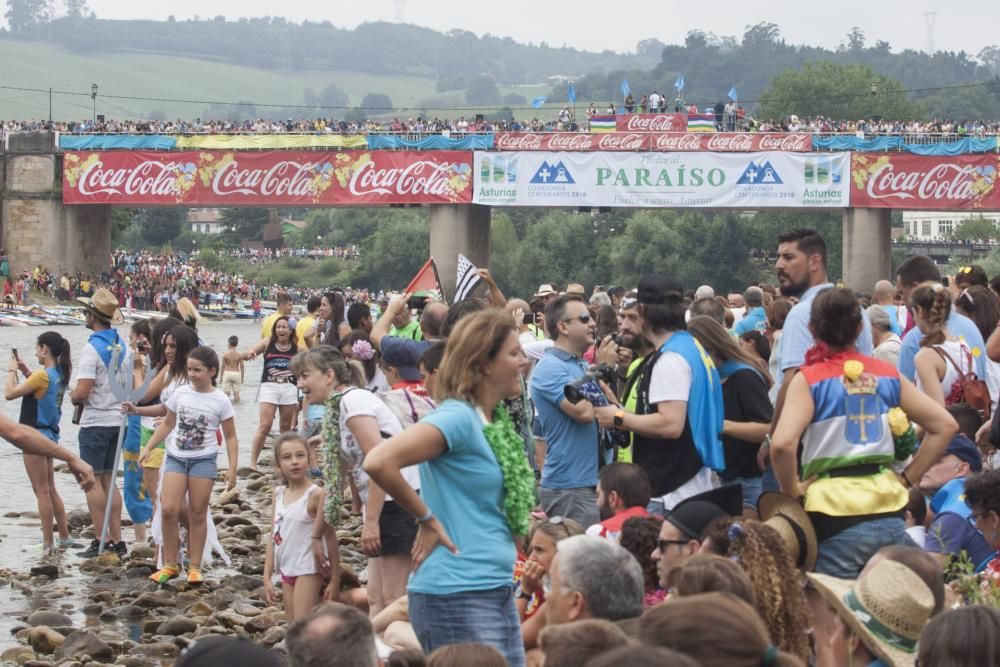 Ambiente festivo en el Descenso del Sella