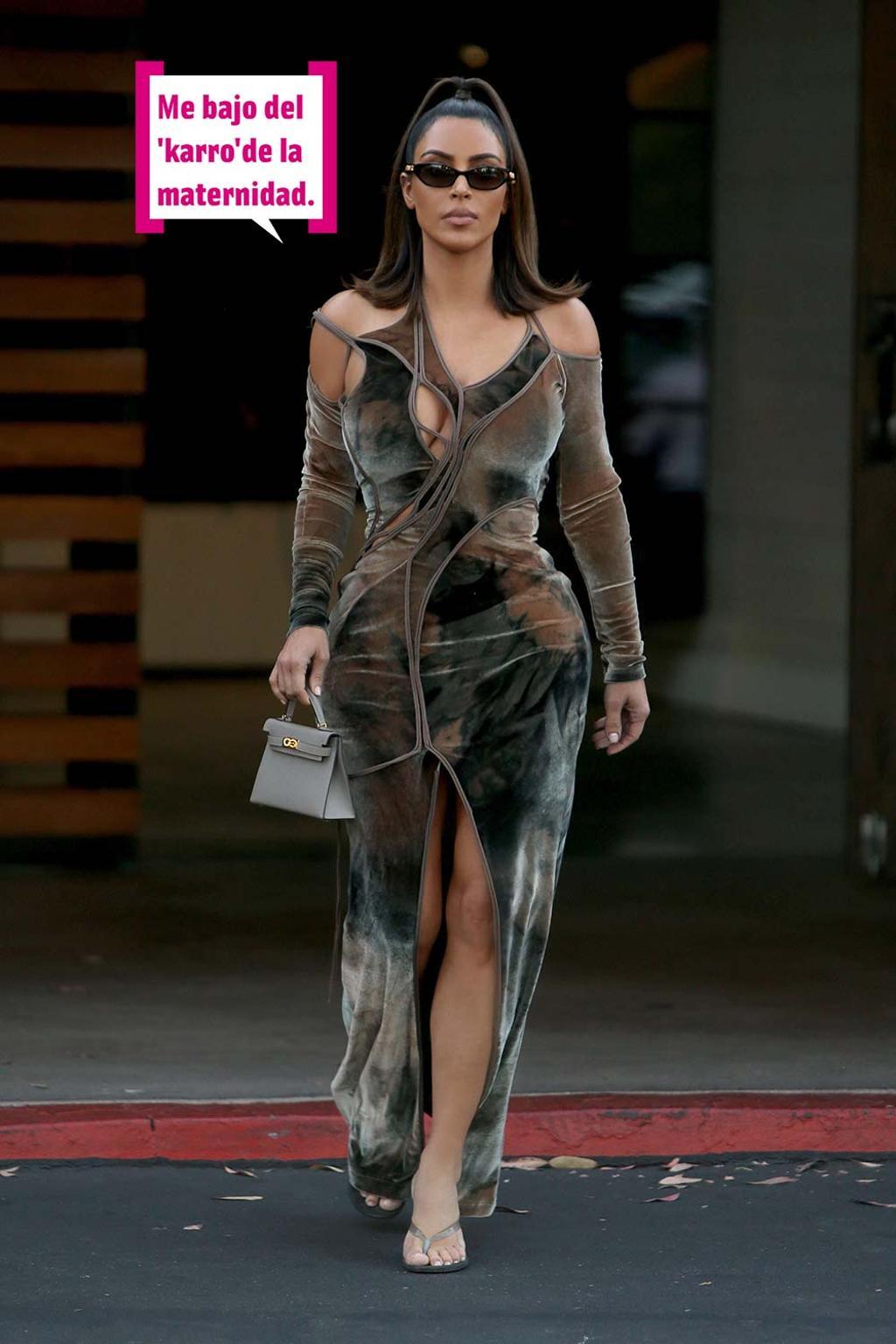 Kim Kardashian con bocadillo Me bajo del karro de la maternidad